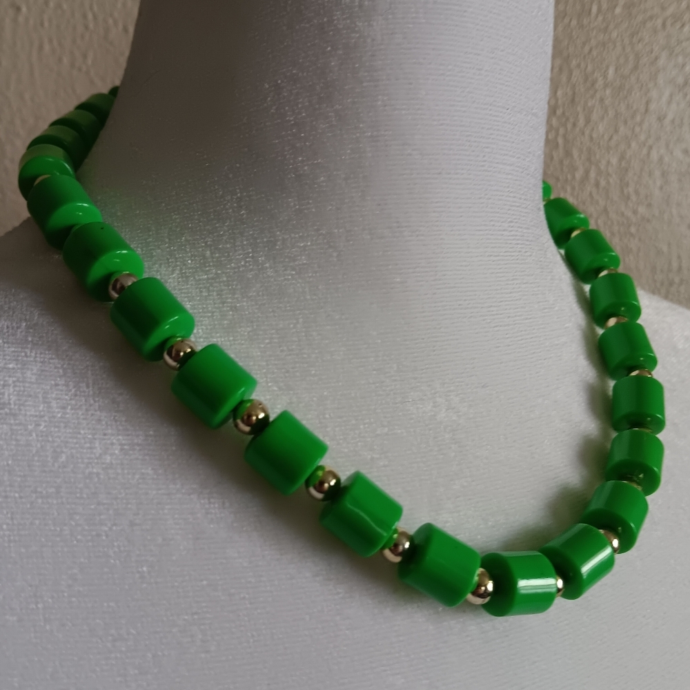 Blocky "Minecraft" Vibes Vintage Green Chunky Plastic Beaded Necklace 00s Y2K